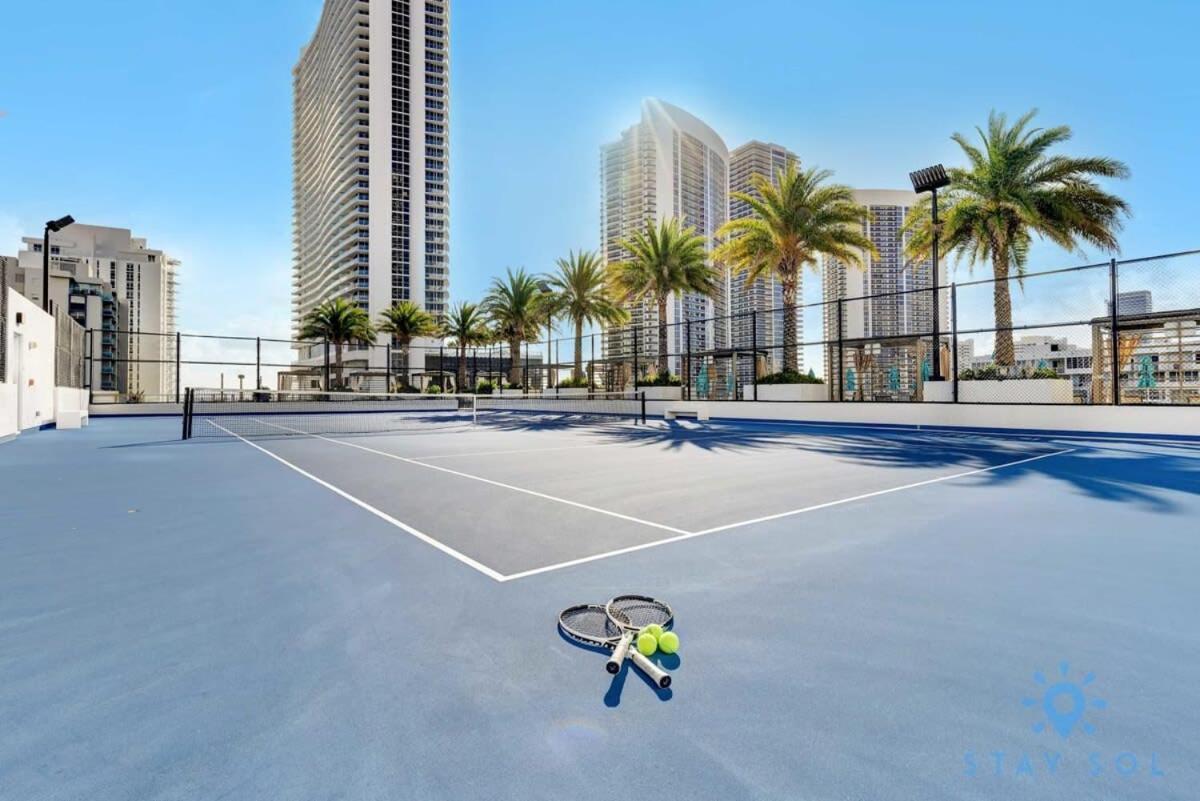 Coastal Relaxation - Parking Included - Amazing Pools Hollywood Exterior foto